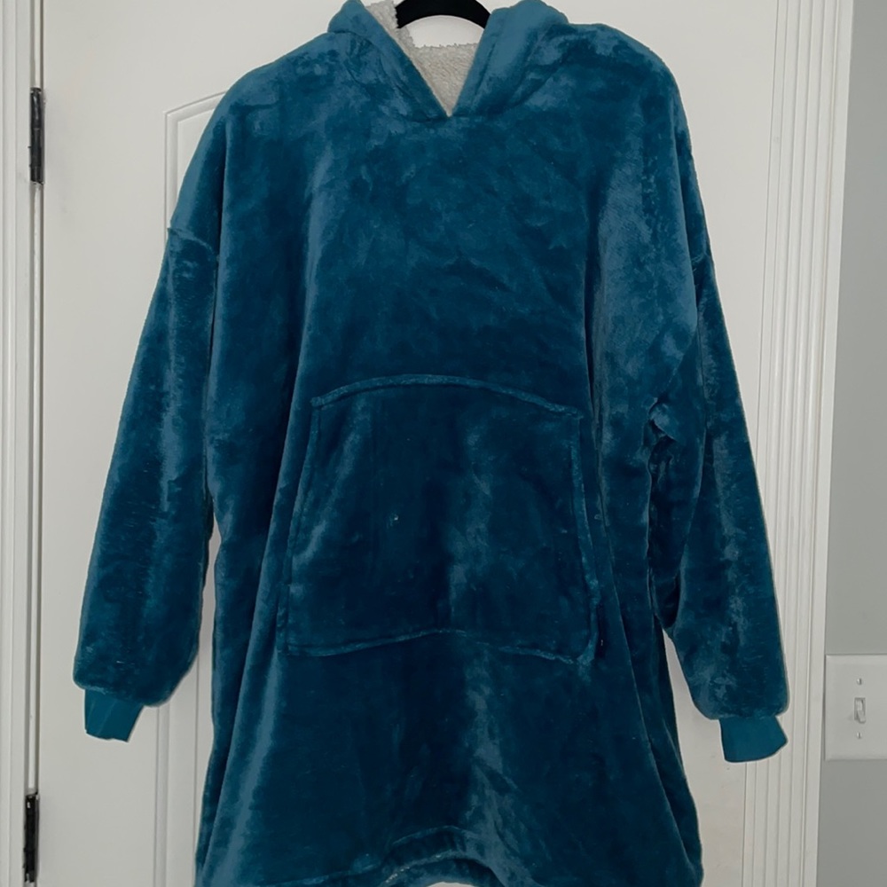 Unisex Oversized Sweatshirt blanket